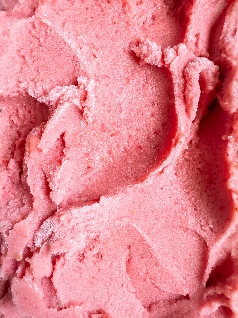 Strawberry ice cream