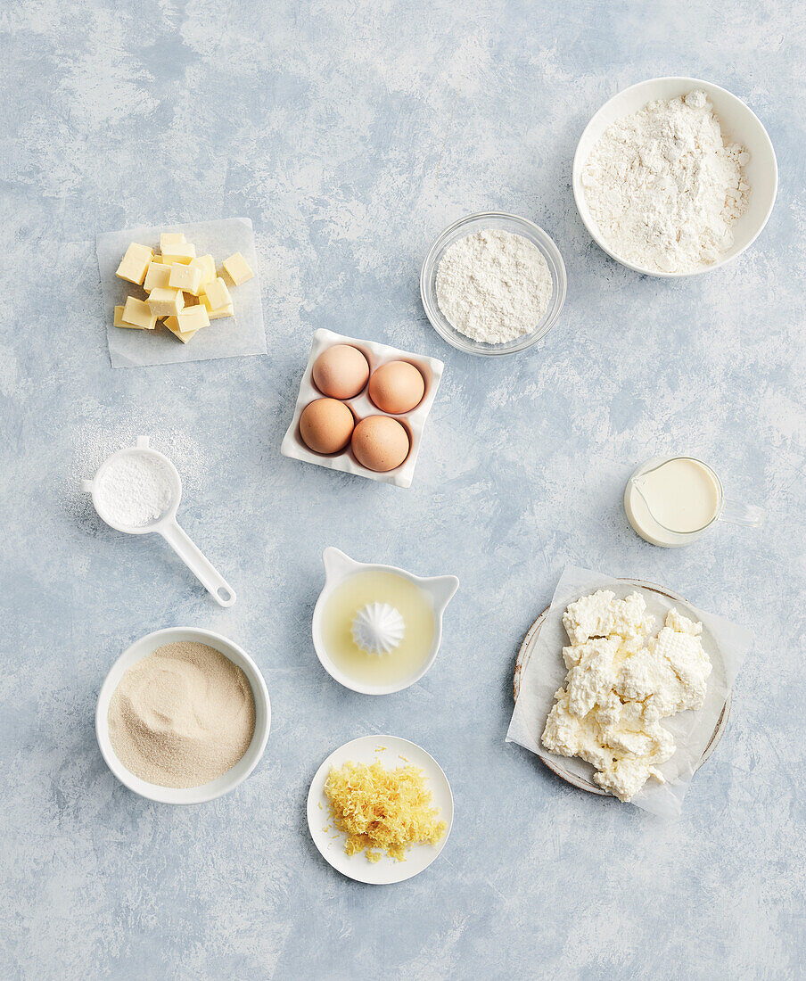 Zutaten für Zitronen-Ricotta-Schnitten