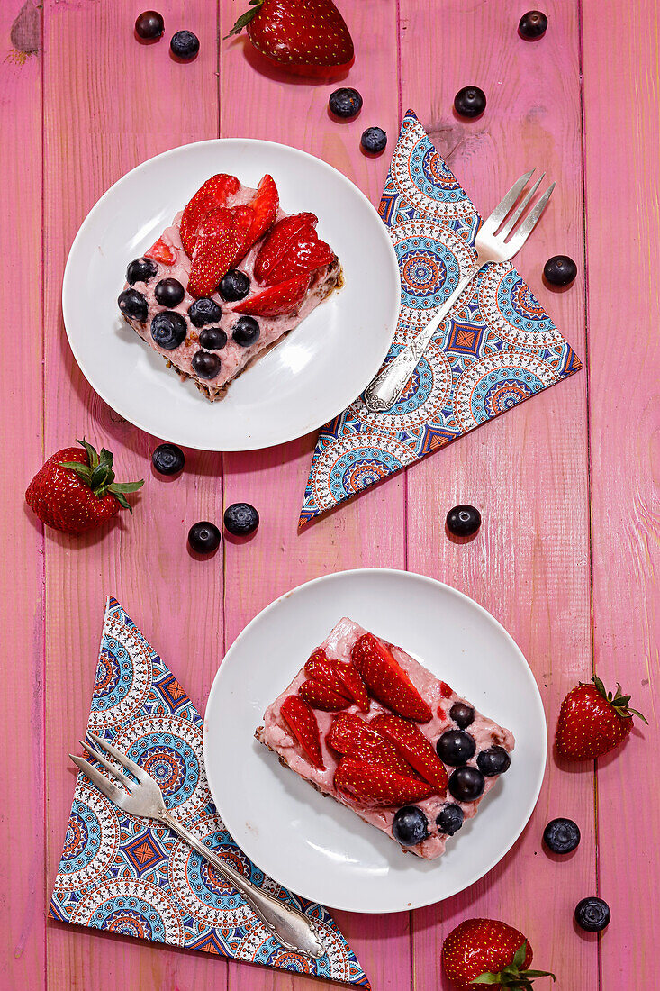 Strawberry blueberry cake