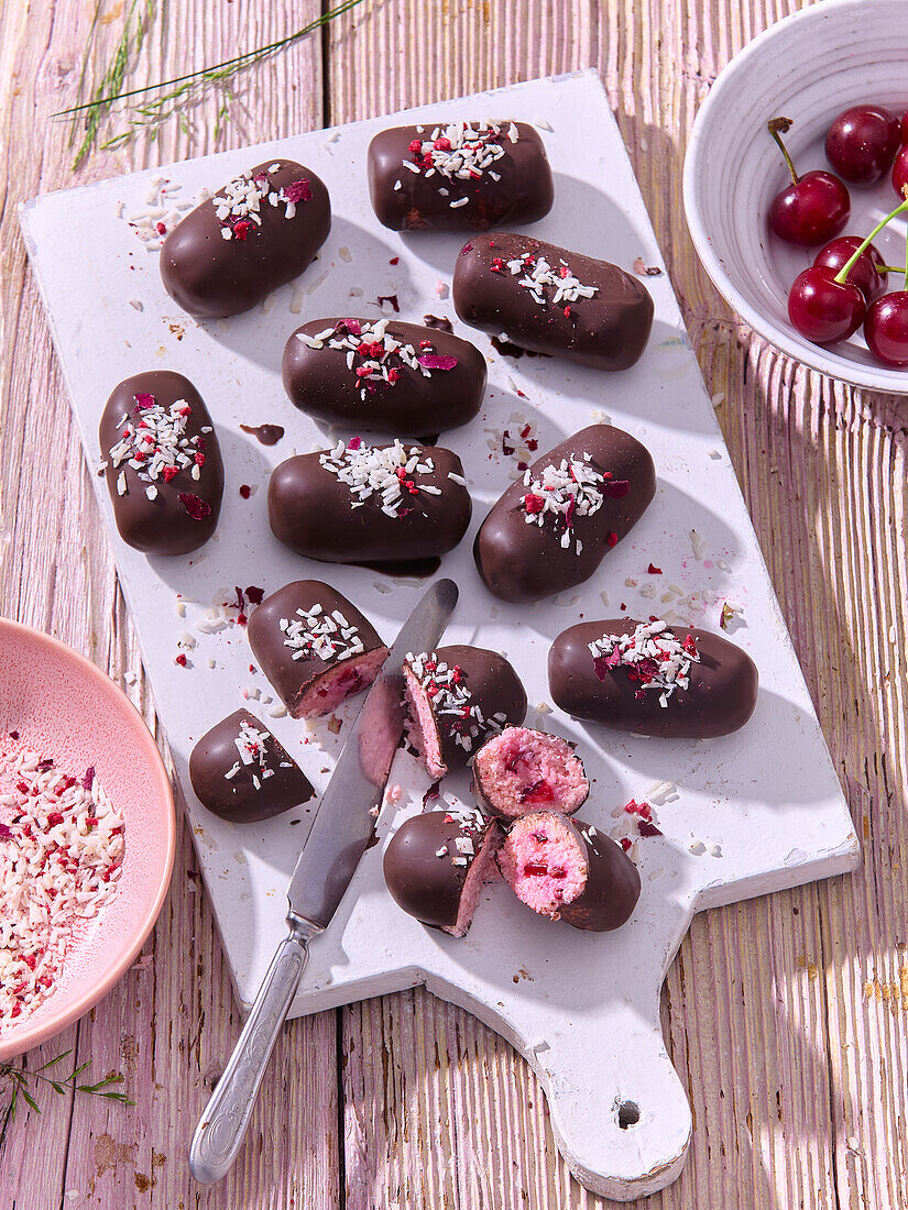 Chocolate-coconut-cherry pralines