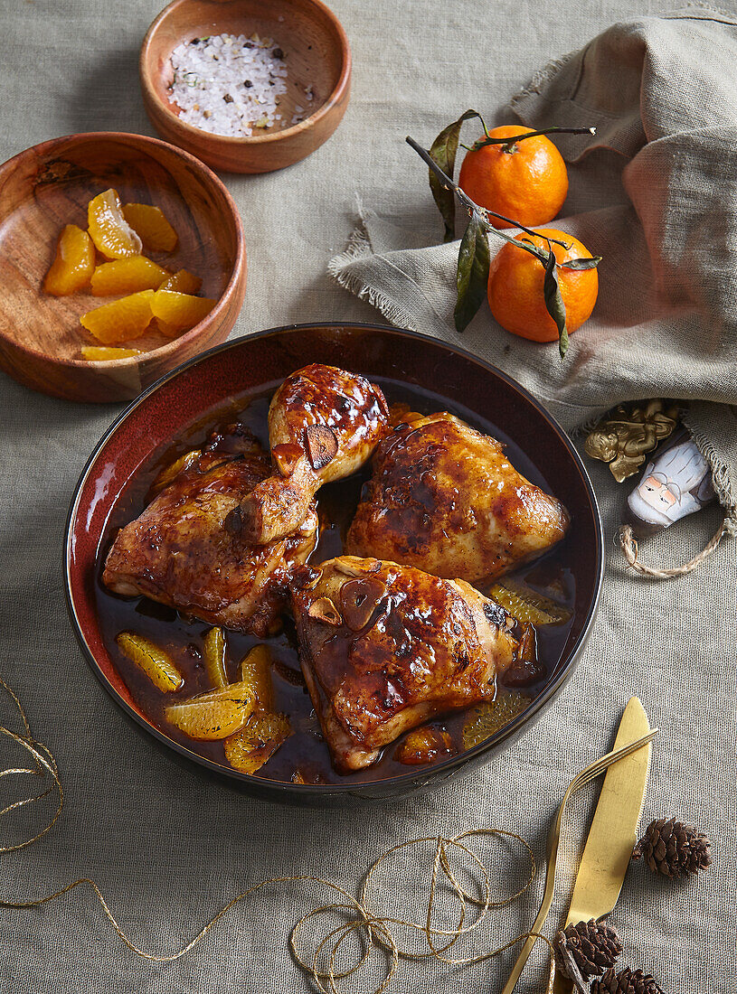 Chicken drumsticks in mandarin-honey sauce