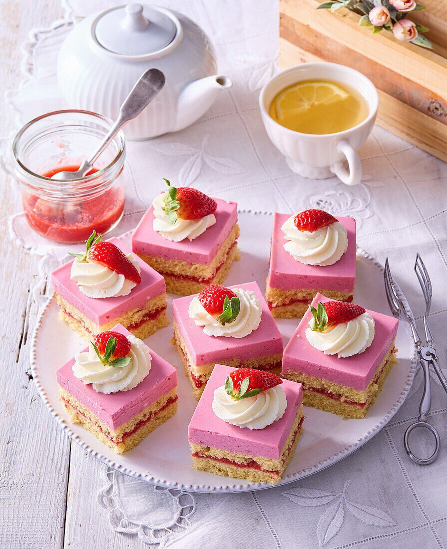 Strawberry and cream slices