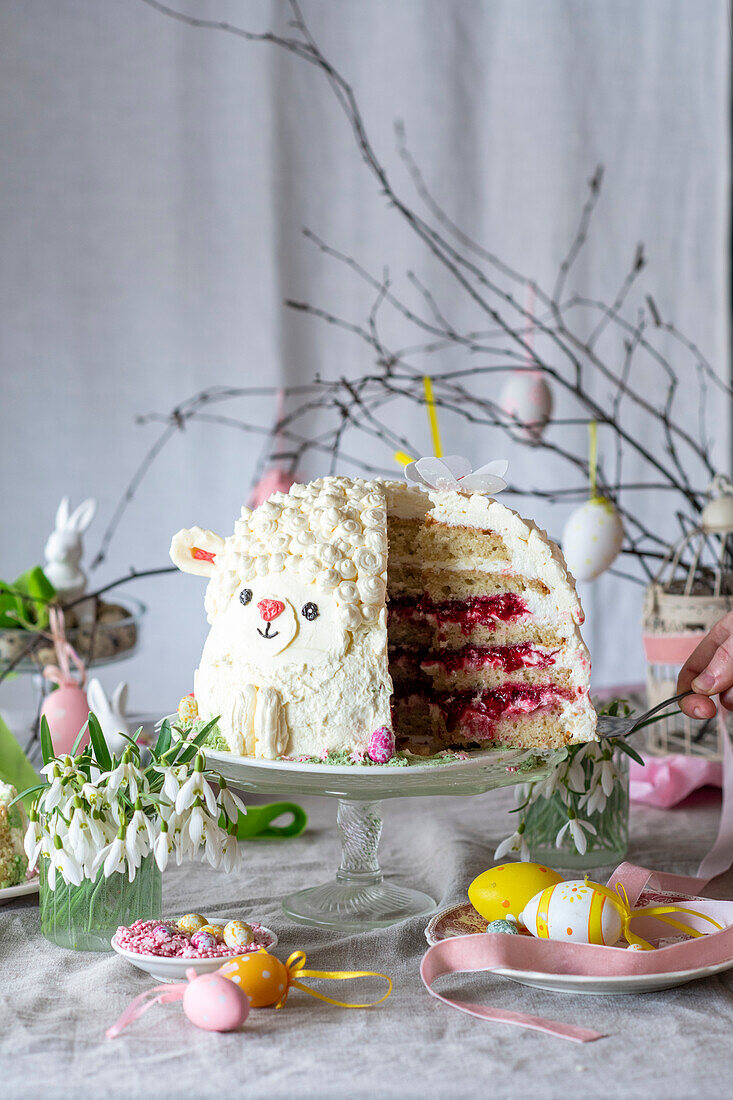 Buttercream lamb cake for Easter