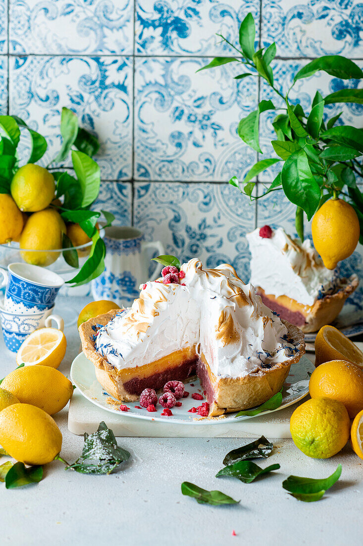 Zitronen-Himbeer-Pie mit Lemon Curd