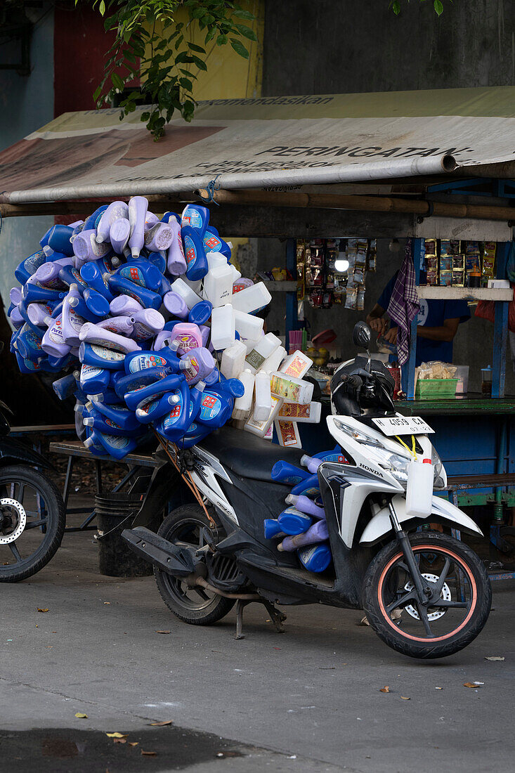 Recycling, Semarang, Indonesia