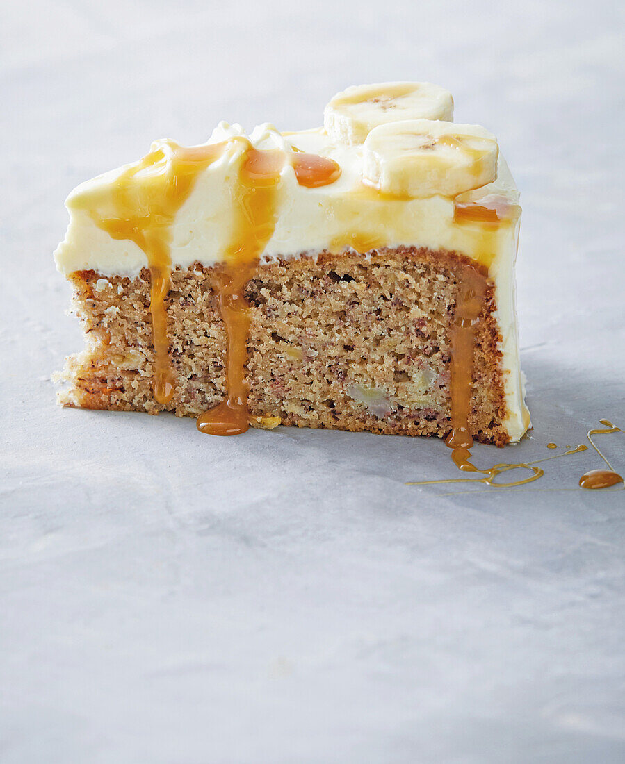 Gluten-free banana cake with caramel sauce