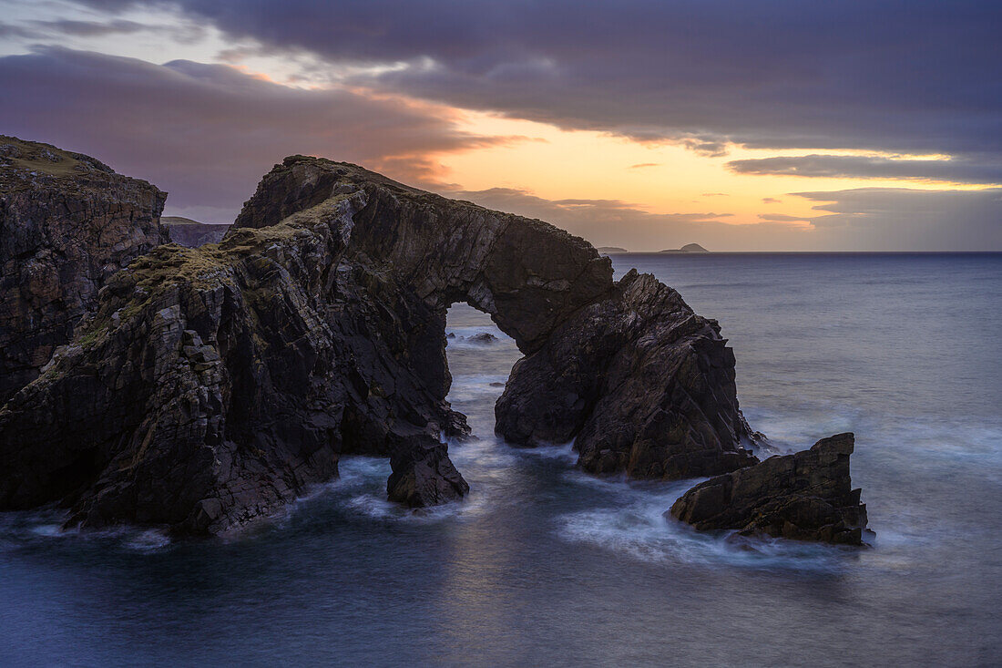 Stac a’ Phris Arch on the Isle of Lewis and Harris, Outer Hebrides, Scotland.