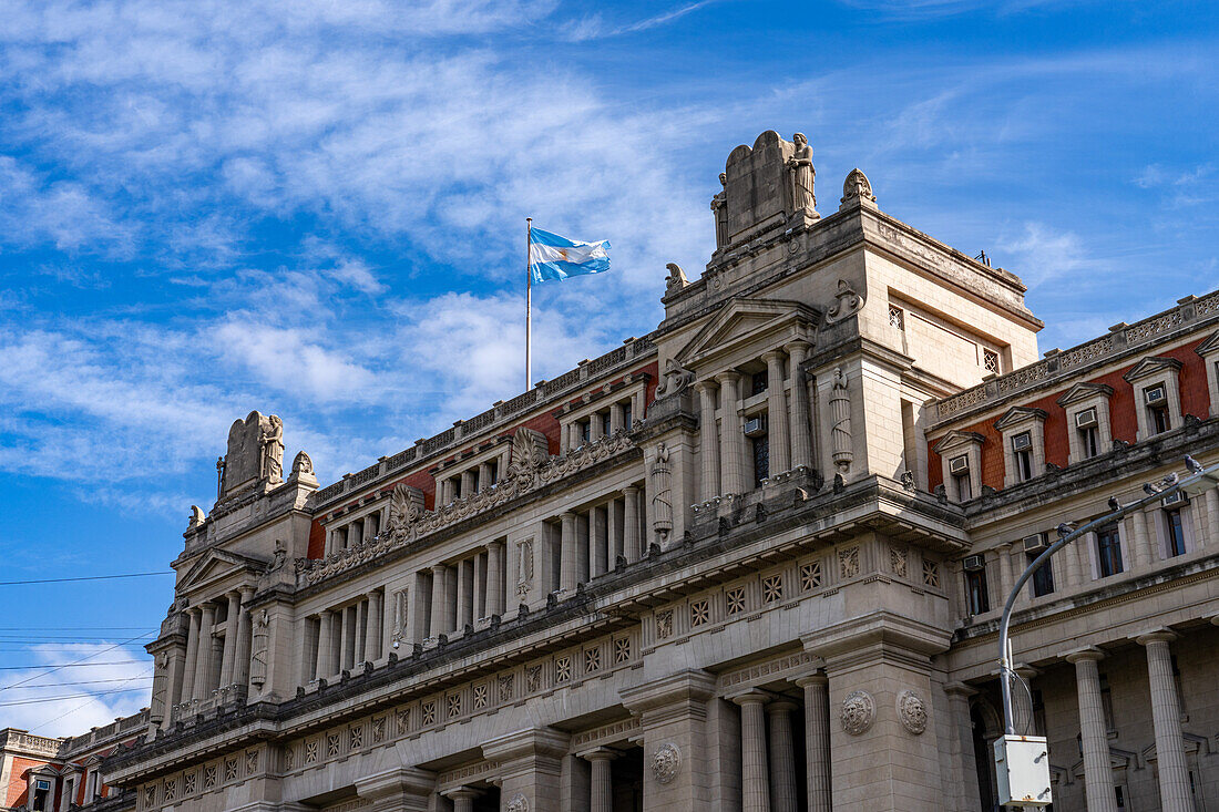 Der Gerichtspalast oder Justizpalast im Stadtteil San Nicolas in Buenos Aires, Argentinien. Hauptsitz der Justiz und des Obersten Gerichtshofs von Argentinien.