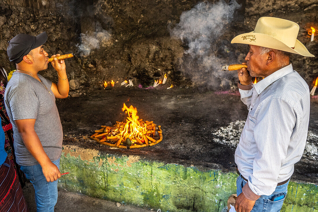 Ritual to unbewitch a person San Juan Huehuetenango Guatemala