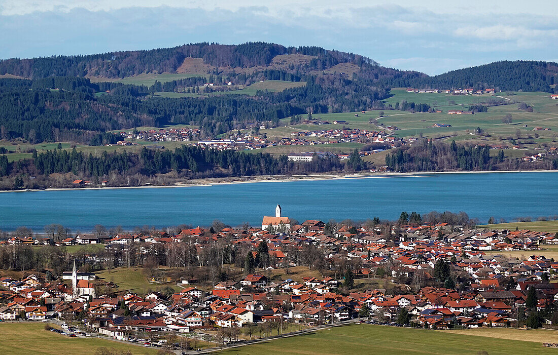 Waltenhoffen und der Forggensee, Südbayern, Deutschland, Europa