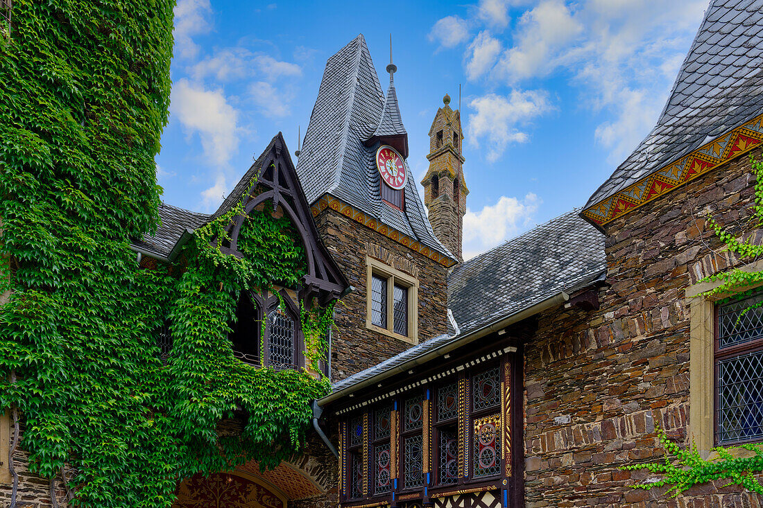 Former Imperial Castle, Courtyard, Cochem, Rhineland Palatinate, Germany, Europe