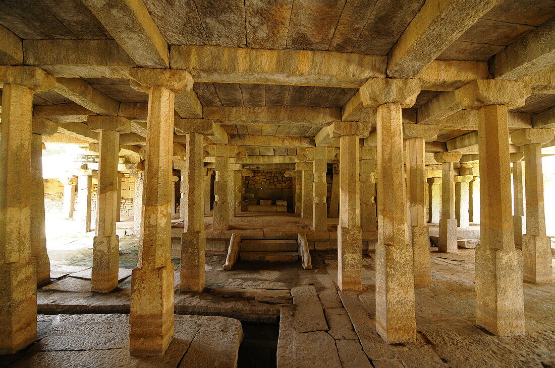 Underground Shiva Temple, Hampi, UNESCO World Heritage Site, Karnataka, India, Asia