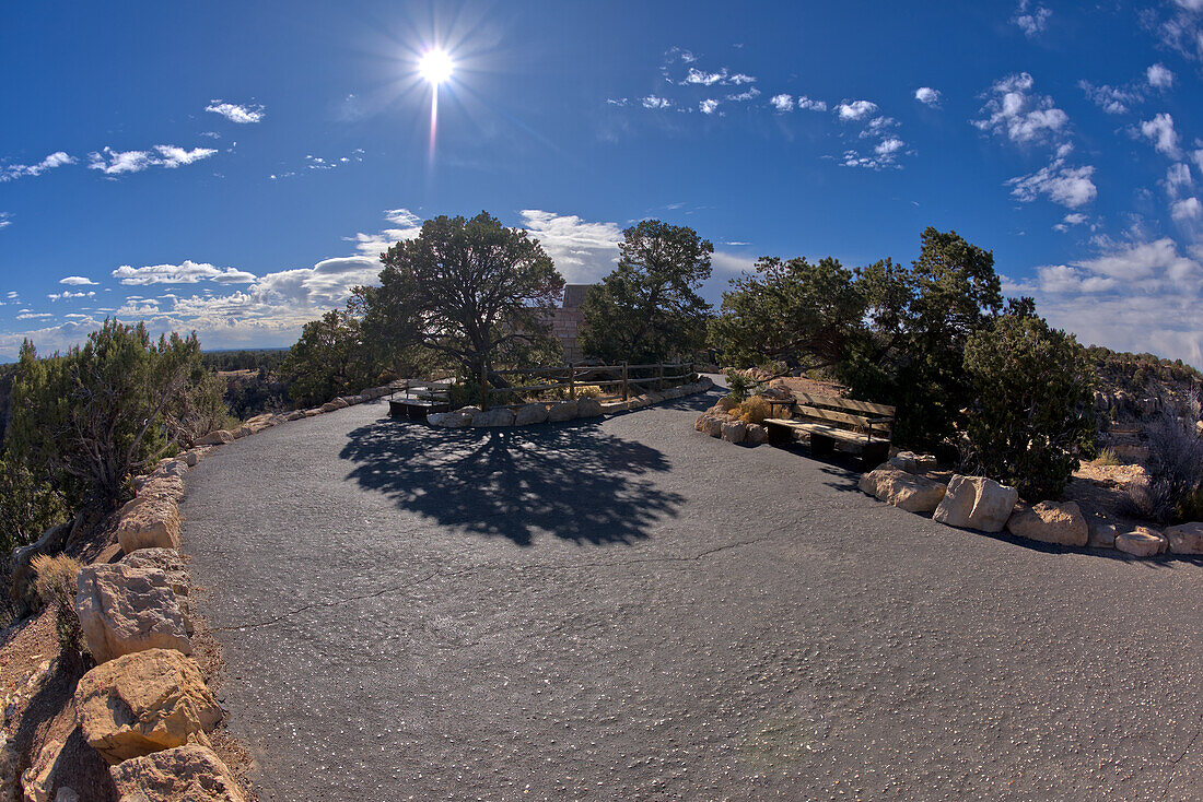 Picknickplatz hinter dem Powell-Denkmal im Grand Canyon National Park, Arizona, Vereinigte Staaten von Amerika, Nordamerika