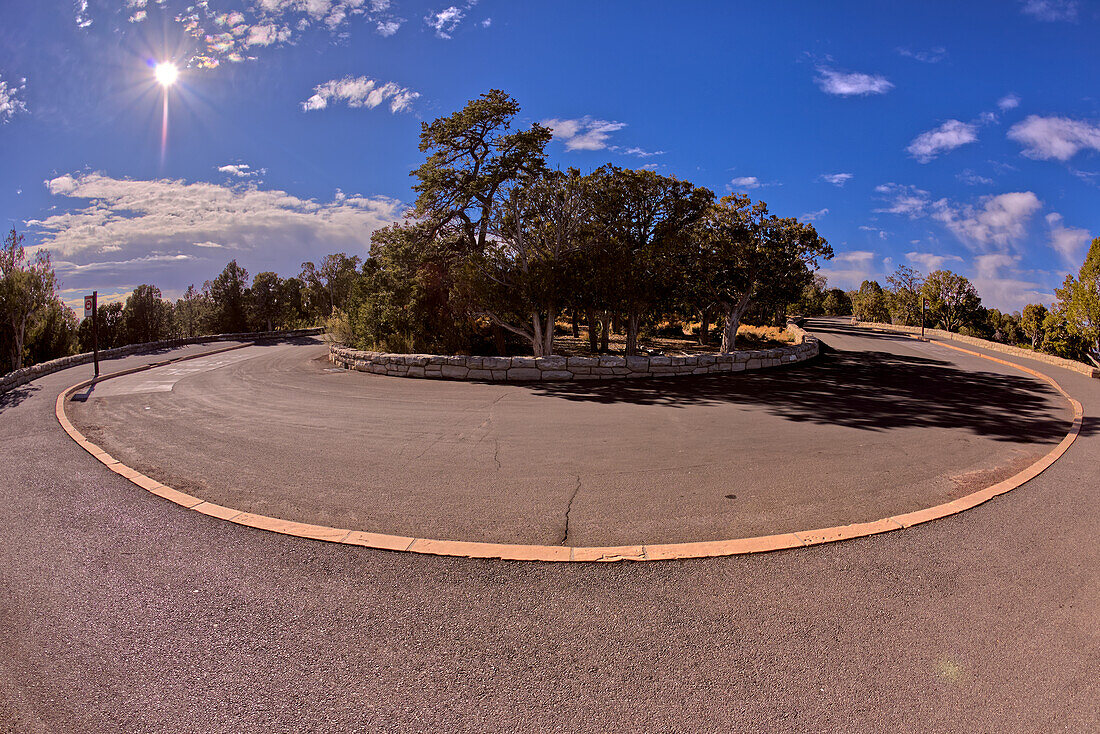 The bus stop at the Powell Memorial off Hermit Road at Grand Canyon, Arizona, United States of America, North America