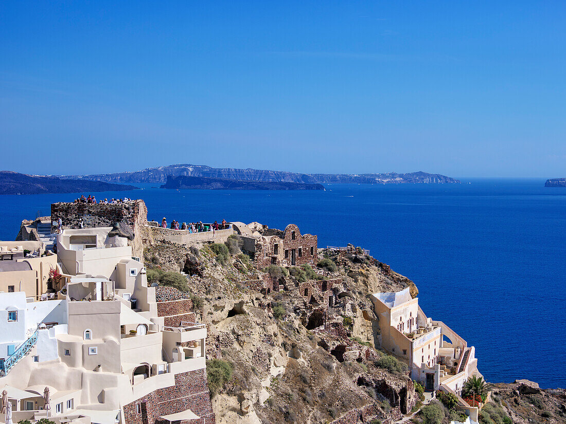 View towards the castle, Oia Village, Santorini (Thira) Island, Cyclades, Greek Islands, Greece, Europe