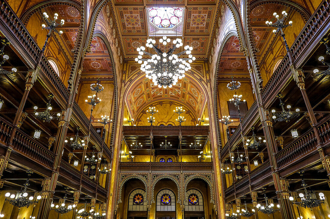 Innenraum, Große Synagoge von Budapest, Budapest, Ungarn, Europa