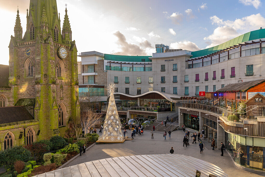 View of St. Martin's Church at Christmas from the Bullring Shopping Centre, Birmingham, West Midlands, England, United Kingdom, Europe