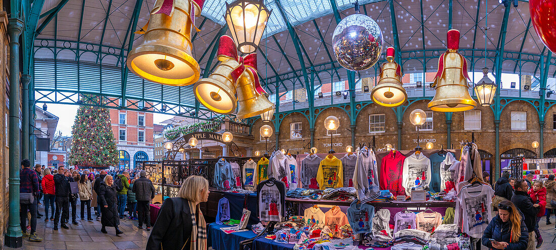 Blick auf die Weihnachtsdekoration auf dem Apfelmarkt, Covent Garden, London, England, Vereinigtes Königreich, Europa