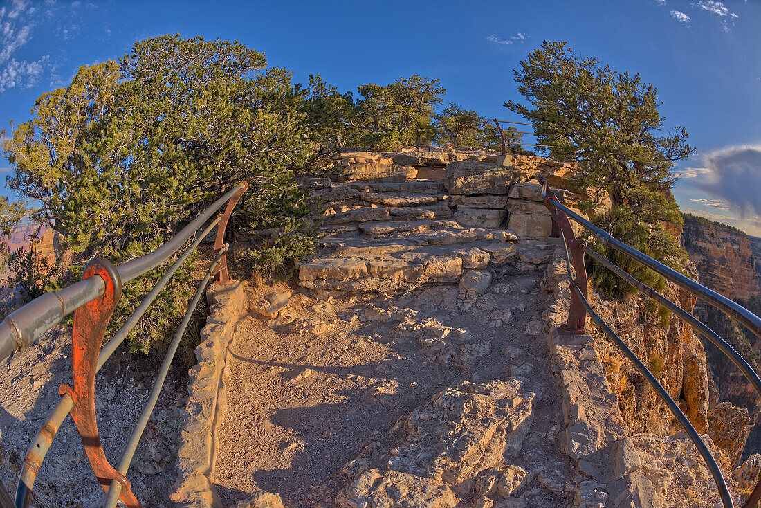 Blick zurück vom Mohave Point Overlook bei Sonnenuntergang, Grand Canyon, UNESCO-Weltnaturerbe, Arizona, Vereinigte Staaten von Amerika, Nordamerika