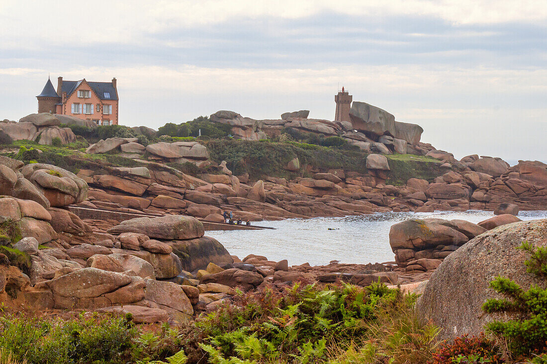 Rosa Granitküste (Cote de Granit Rose), Ploumanac'h, Perros-Guirec, Cotes-d'Armor, Bretagne, Frankreich, Europa