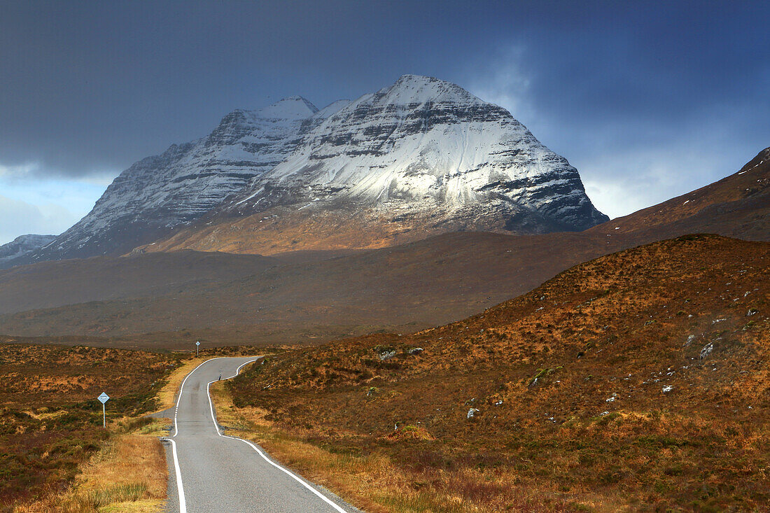 Liathach and Glen Torridon, North West Highlands, Scotland, United Kingdom, Europe