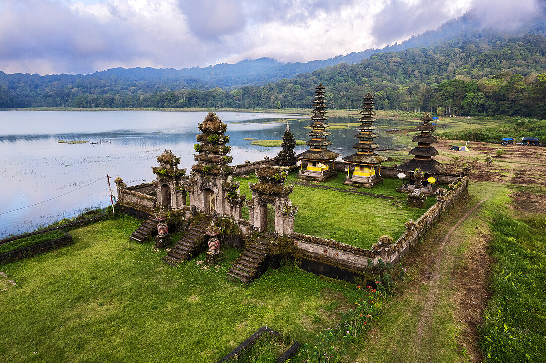 Aerial shot of the Ulun Danu Tamblingan water Temple, Munduk, Bali, Indonesia, Southeast Asia, Asia