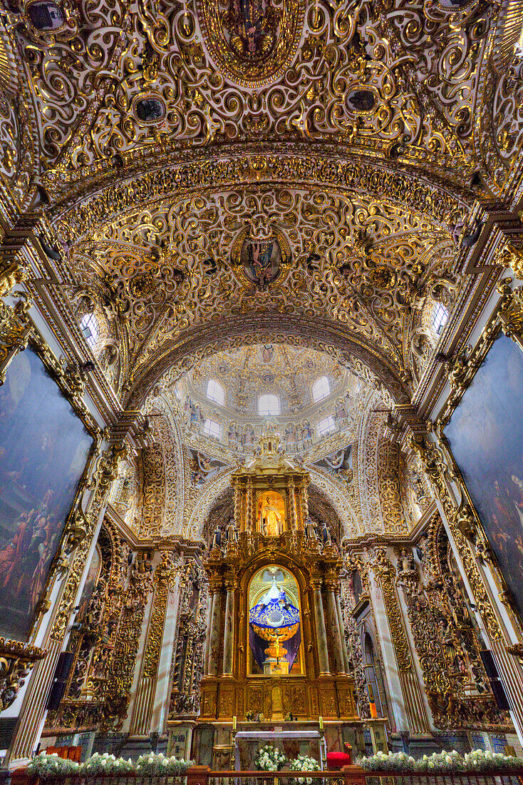 Apse with Cipres, Chapel of the Rosario, 1690, Santo Domingo Church, Historic Center, UNESCO World Heritage Site, Puebla, Puebla State, Mexico, North America