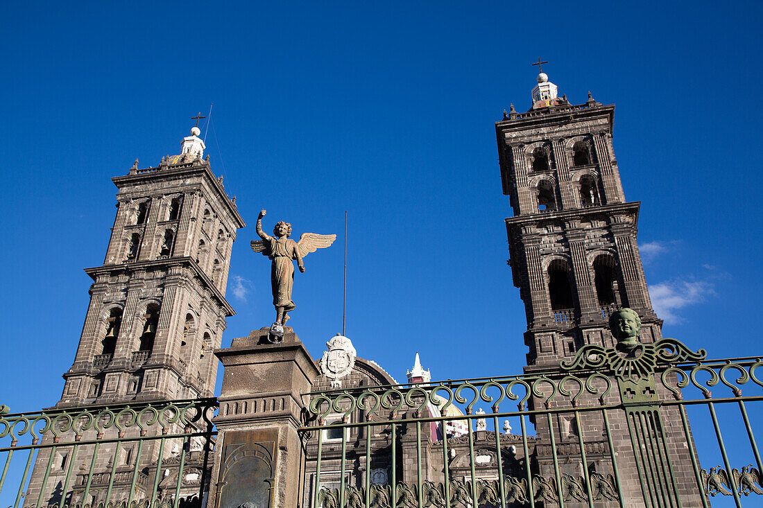 Engelsfiguren, Kathedrale Unserer Lieben Frau von der Unbefleckten Empfängnis, 1649, Historisches Zentrum, UNESCO-Weltkulturerbe, Puebla, Bundesstaat Puebla, Mexiko, Nordamerika