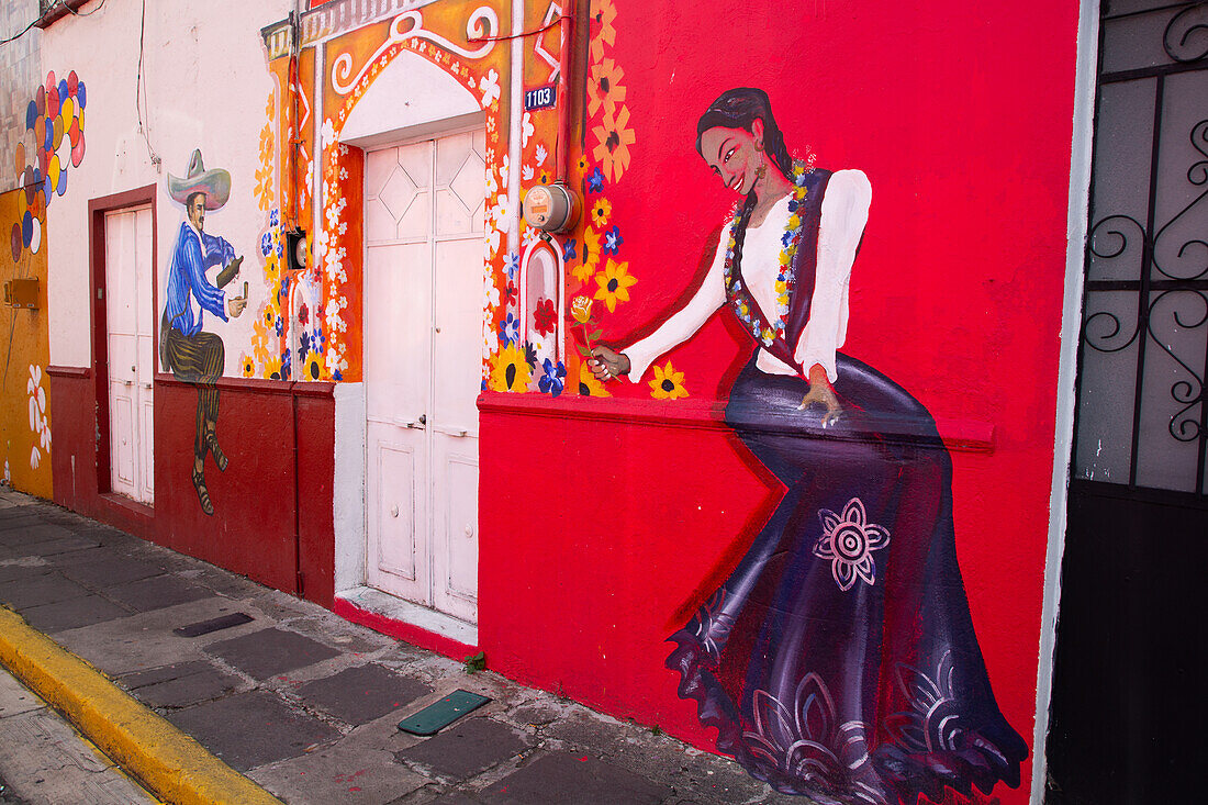 Mural, colourful Street Art, Avenue Hidalgo, Atlixco, Pueblos Magicos, Puebla State, Mexico, North America