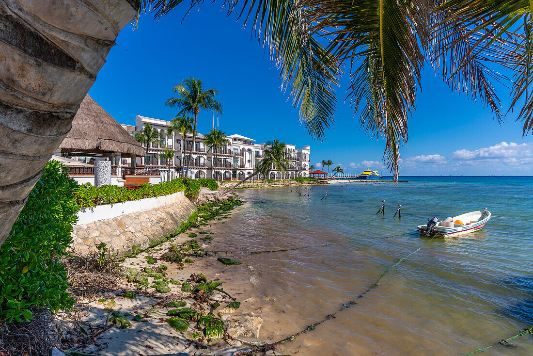 View of small boat in harbour, Playa del Carmen, Caribbean Coast, Yucatan Peninsula, Riviera Maya, Mexico, North America