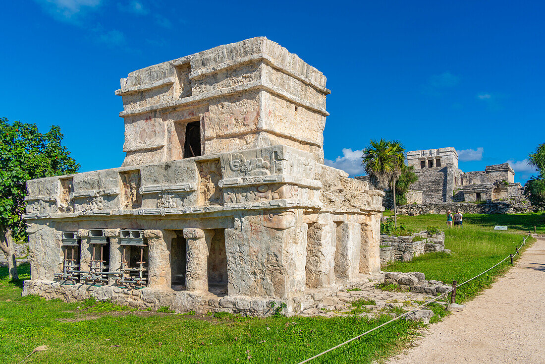 Blick auf Maya-Tempelruinen, Tulum, Quintana Roo, Karibikküste, Yucatan-Halbinsel, Riviera Maya, Mexiko, Nordamerika