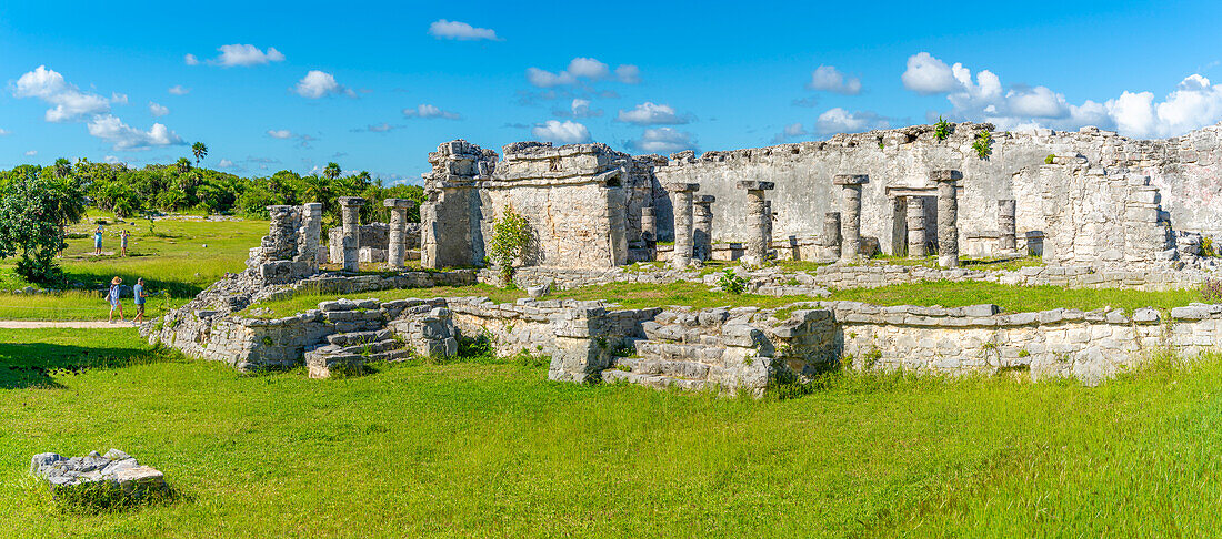 Blick auf Maya-Tempelruinen, Tulum, Quintana Roo, Karibikküste, Yucatan-Halbinsel, Riviera Maya, Mexiko, Nordamerika