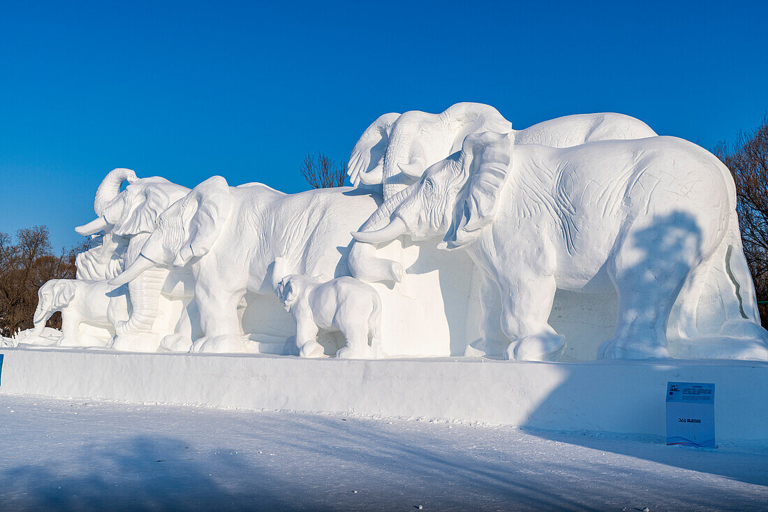 Giant snow sculpture at the Snow Sculpture Festival, Harbin, Heilongjiang, China, Asia