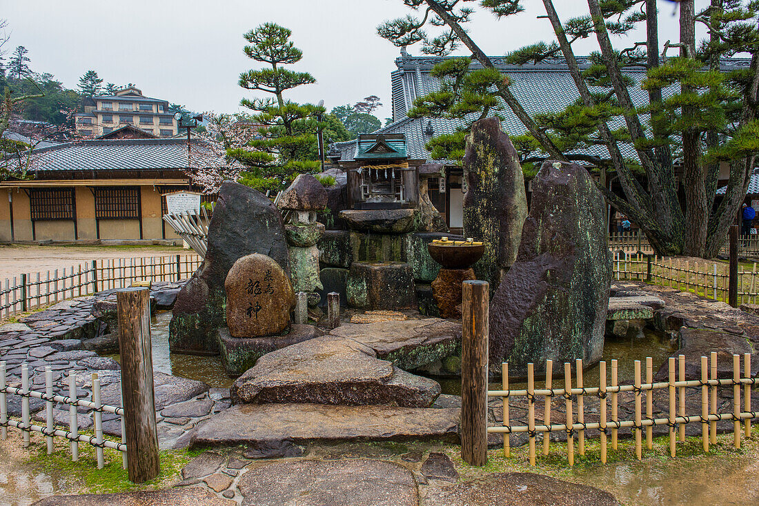 Itsukushima-Schrein, UNESCO-Weltkulturerbe, Miyajima, Japan, Asien