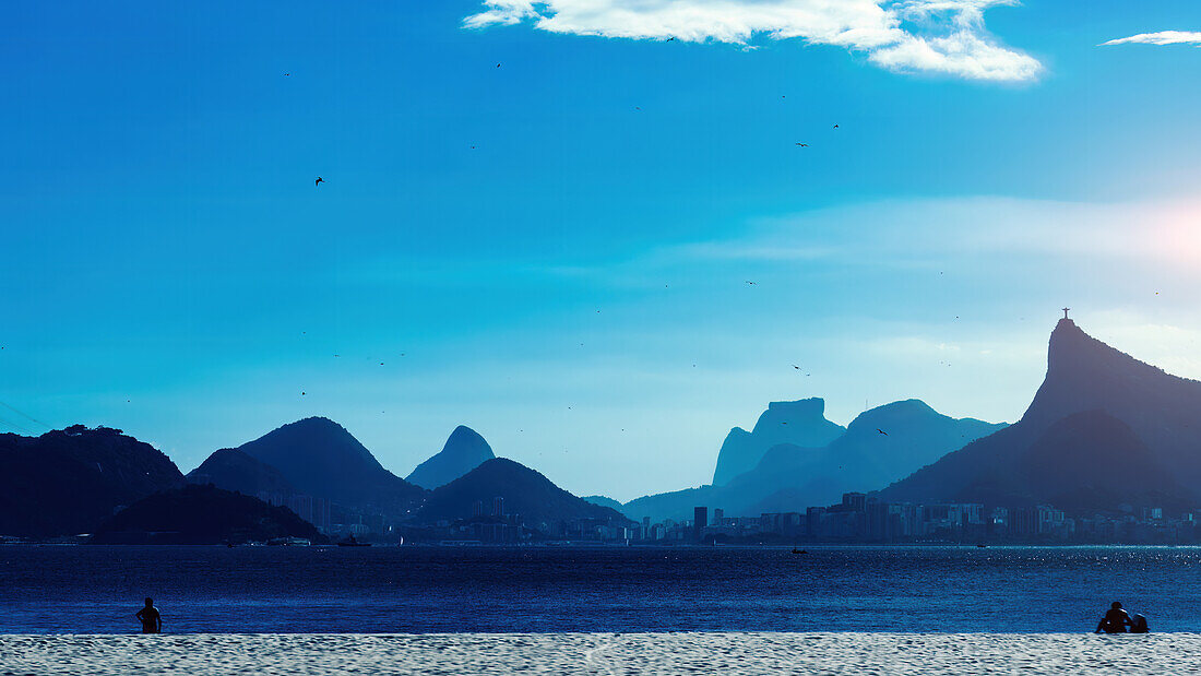 View of Icarai beach in Niteroi, overlooking Guanabara Bay and hills of the city, UNESCO World Heritage Site, Rio de Janeiro, Brazil, South America