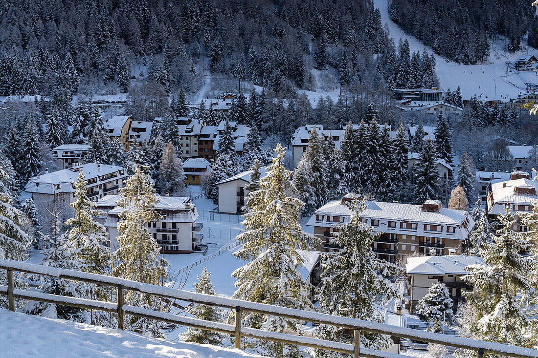 Winter in Ponte di Legno, Vallecamonica, Provinz Brescia, Region Lombardei, Italien, Europa