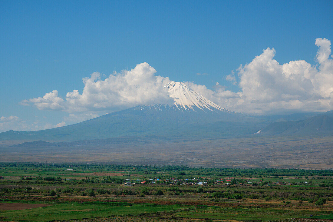 Blick auf den Berg Ararat vom Khor Virap, Ararat, Armenien (Hayastan), Kaukasus, Zentralasien, Asien