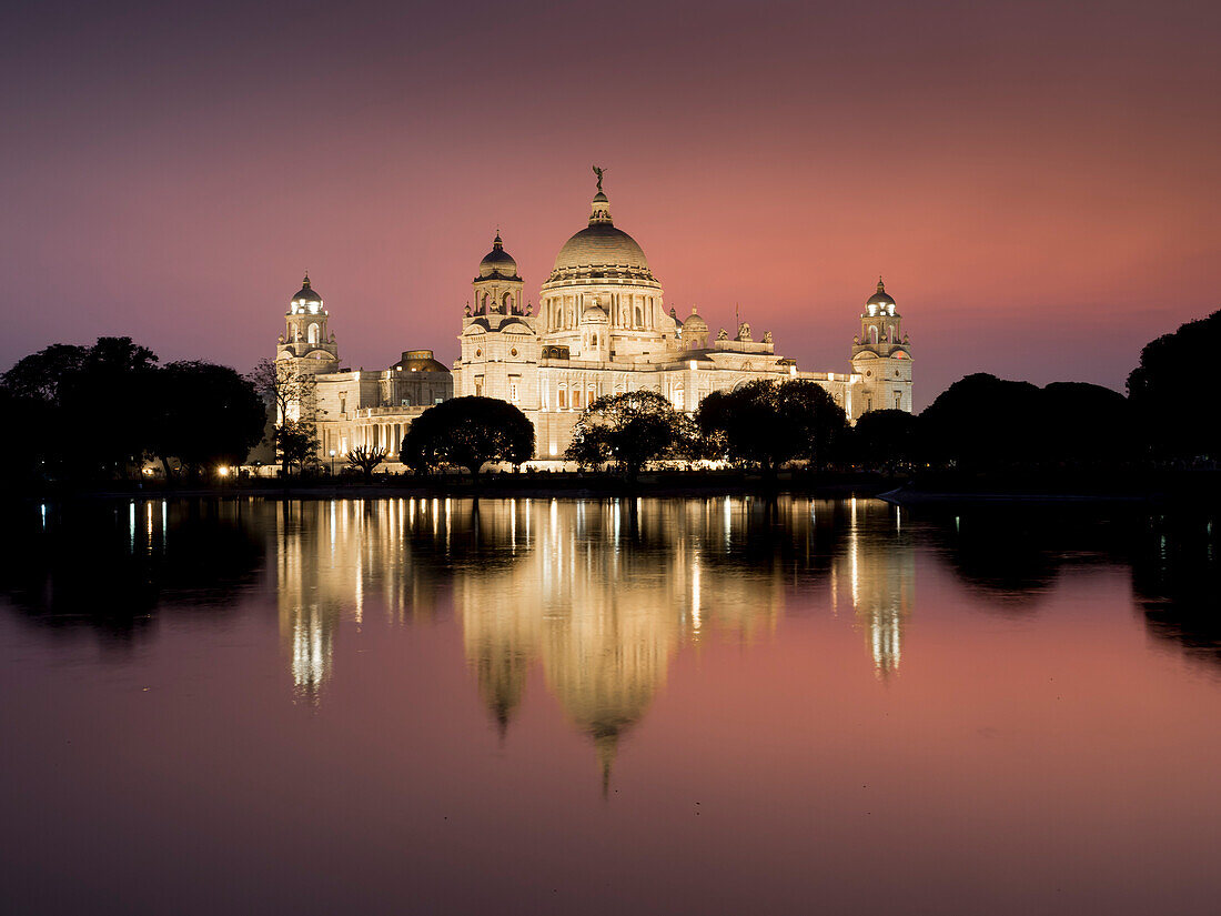 The Victoria Memorial, Kolkata, West Bengal, India, Asia