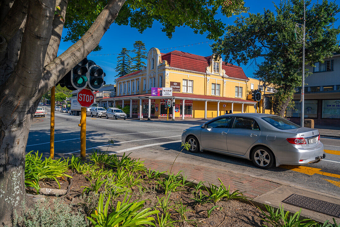 Blick auf bunte Architektur, Knysna Central, Knysna, Westkap, Südafrika, Afrika