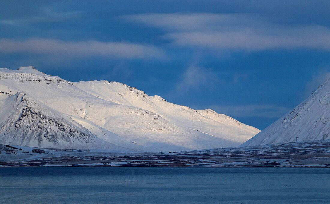 Landscape near Kirkjufell Mountain, Snaefellsnes Peninsula, western Iceland, Polar Regions