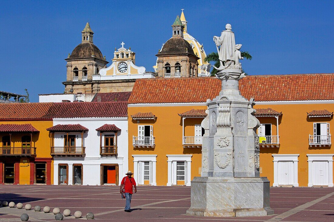 Kolumbien, Departamento Bolivar, Cartagena, von der UNESCO zum Weltkulturerbe erklärt, Kolonialfassaden der Plaza de San Pedro Claver