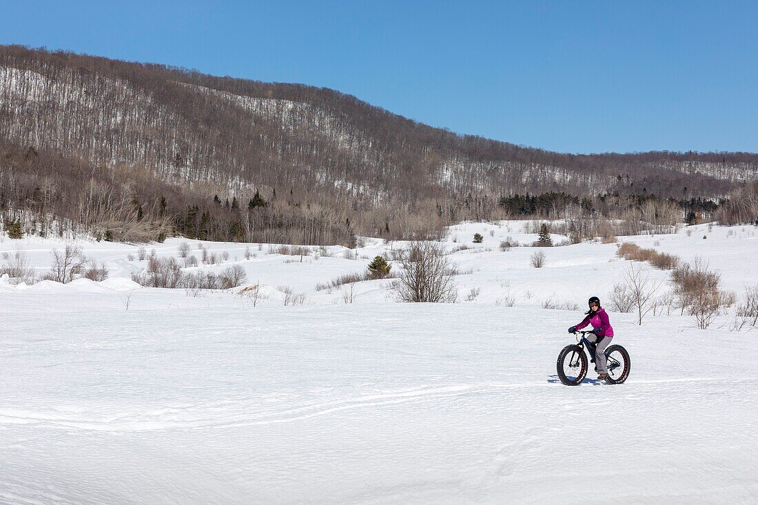 Canada, Quebec province, Mauricie region, Shawinigan and surrounding area, Park Valley, fatbike ride