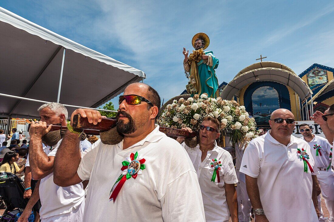 United States, New England, Massachusetts, Cape Ann, Gloucester, Saint Peters Fiesta, Traditional Italian Fishing Community Festival, procession of the saints