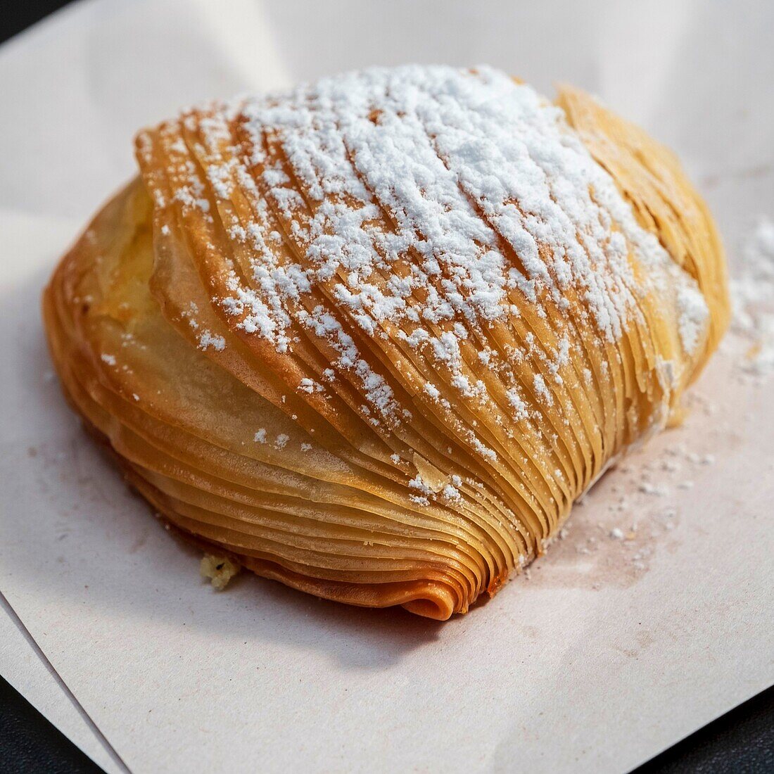 Italy, Campania, Naples, historical centre listed as World Heritage by UNESCO, Galleria Umberto I, Sfogliatella Mary, sfogliatella