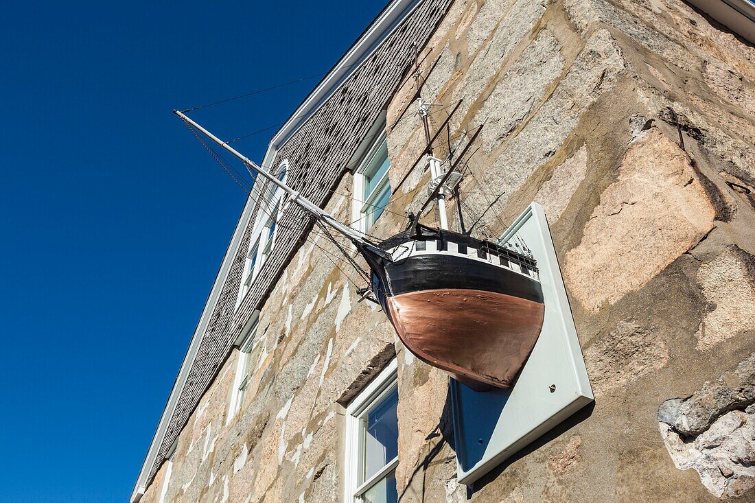 United States, New England, Massachusetts, Cape Cod, Woods Hole Oceanographic Institute, outdoor clipper ship model