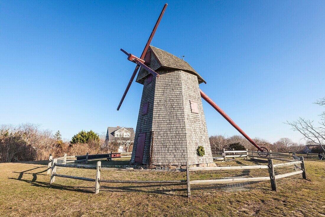 Vereinigte Staaten, Neuengland, Massachusetts, Nantucket Island, Nantucket, Old Windmill, Älteste kontinuierlich arbeitende Windmühle der Vereinigten Staaten, in Betrieb seit 1746