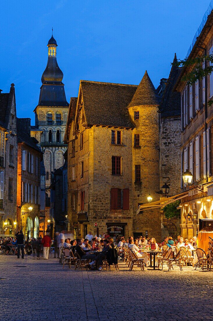 France, Dordogne, Sarlat La Canéda, cathedral of Saint Sacerdos, dated 16th century