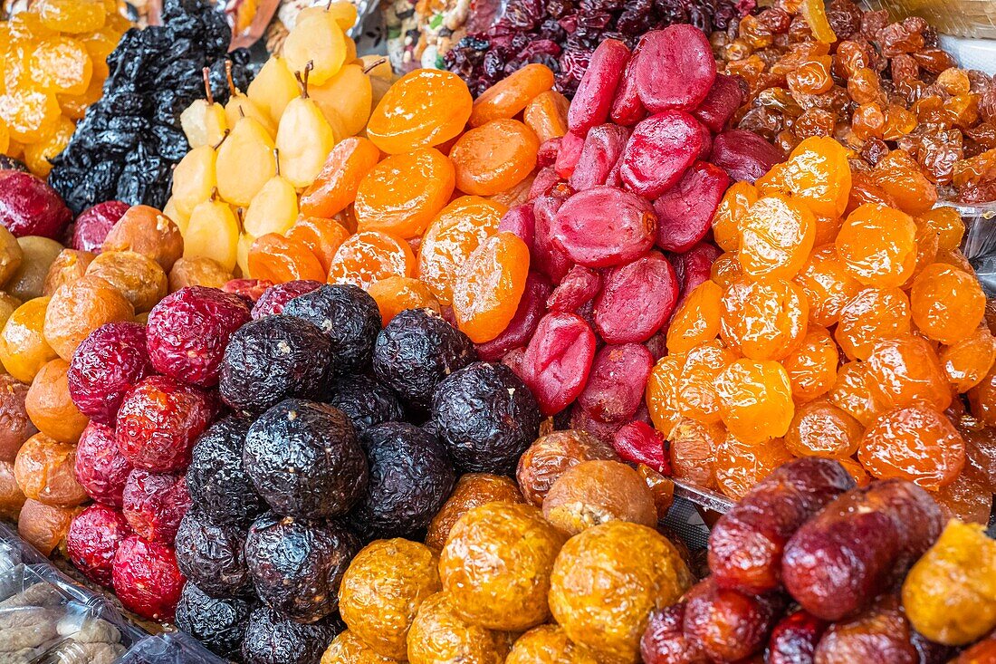 Armenia, Yerevan, GUM market, covered market of Armenian specialties, sale of confectionery