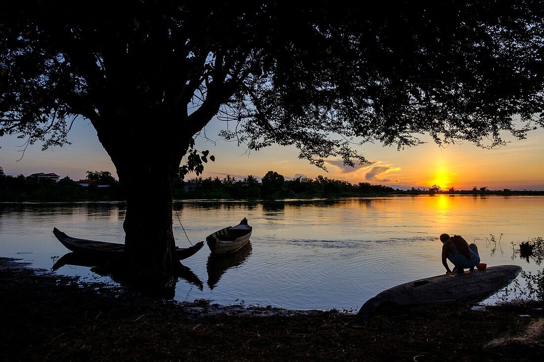 Kambodscha, Provinz Kompong Thom, Kompong Thom oder Kampong Thom, Ufer des Flusses Stung Sen