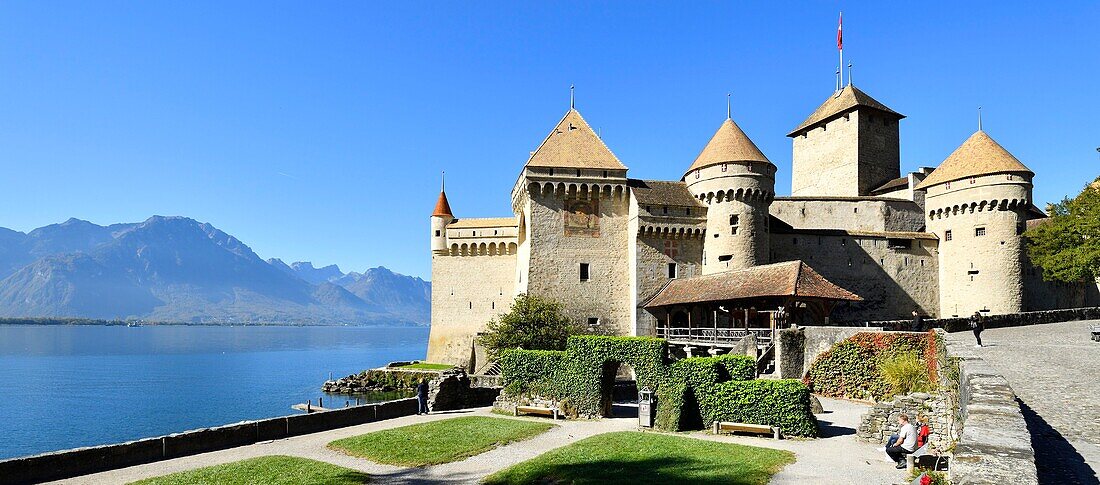 Suisse, Canton of Vaud, Lake Geneva, Veytaux, Chillon Castle at South Montreux